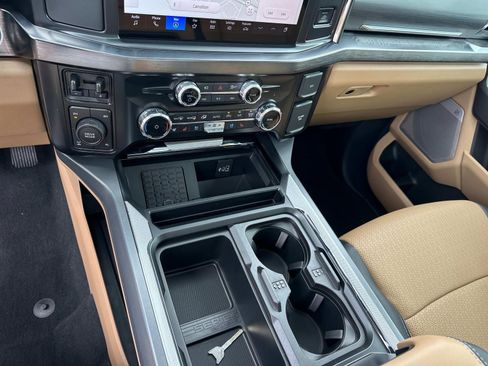 New 2025 Ford F250 Lariat w/ Chrome Package image 63