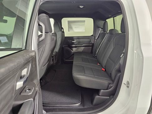 New 2026 RAM 1500 Express image 33