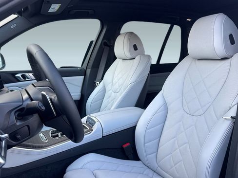 New 2026 BMW X5 xDrive50e AWD/4WD image 5