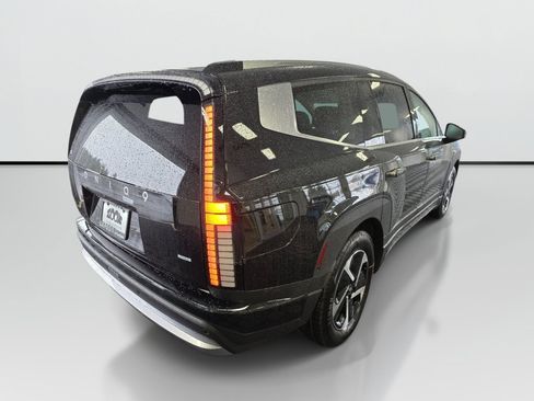 New 2026 Hyundai Ioniq 9 SE AWD/4WD image 3