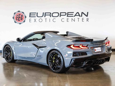 Used 2024 Chevrolet Corvette Z06 w/ Battery Protection Package RWD image 9