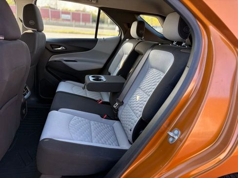 Used 2018 Chevrolet Equinox LS FWD image 16