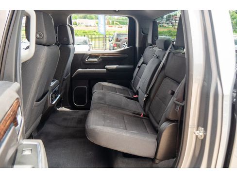 Used 2023 GMC Sierra 1500 Elevation AWD/4WD image 18
