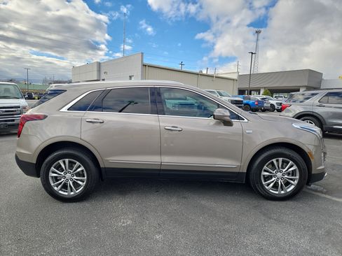 Used 2022 Cadillac XT5 Premium Luxury image 5