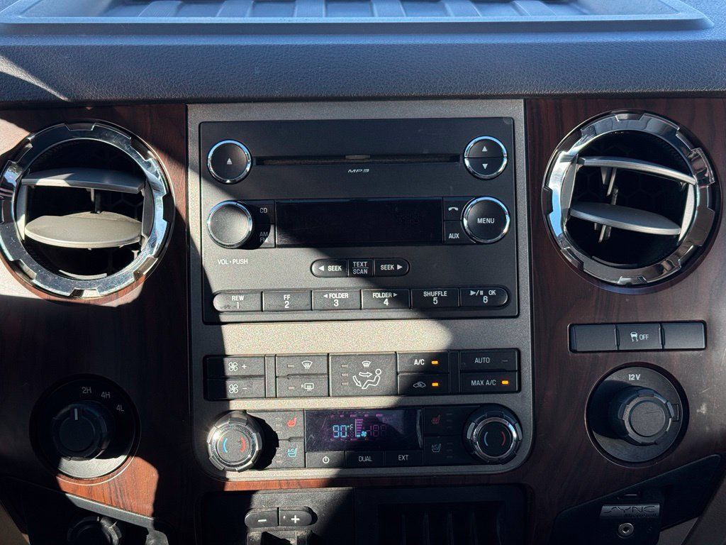 Used 2012 Ford F350 Lariat w/ Lariat Interior Pkg AWD/4WD image 3