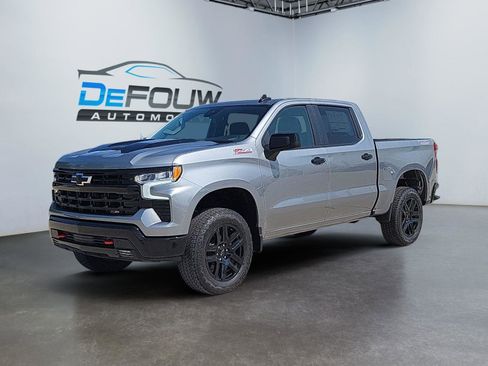 Used 2024 Chevrolet Silverado 1500 LT Trail Boss image 7