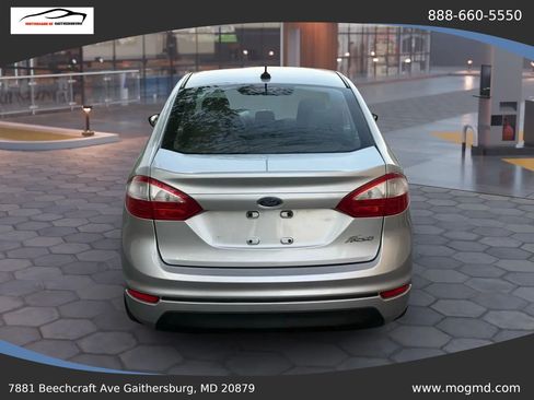 Used 2015 Ford Fiesta S FWD image 5