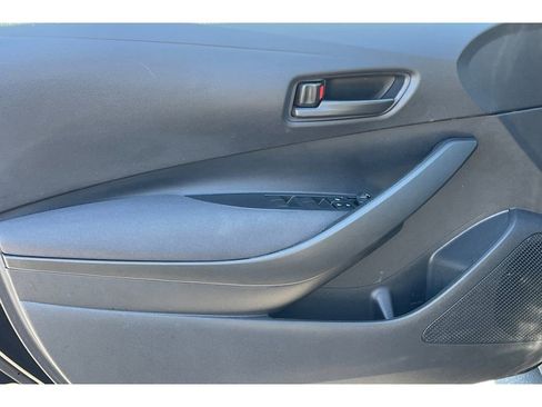 Used 2023 Toyota Corolla LE image 11