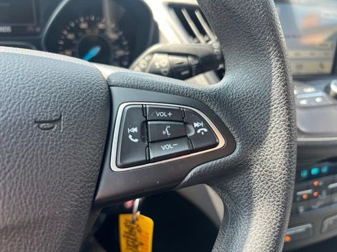 Certified 2018 Ford Escape SE w/ SE Sync 3 Package AWD/4WD image 10
