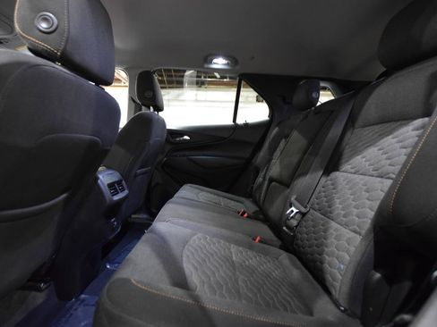 Used 2020 Chevrolet Equinox LT FWD image 30