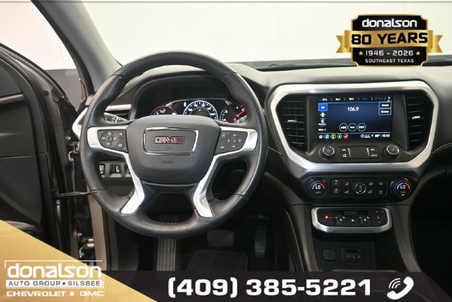 Used 2022 GMC Acadia SLT w/ Technology Package FWD image 12