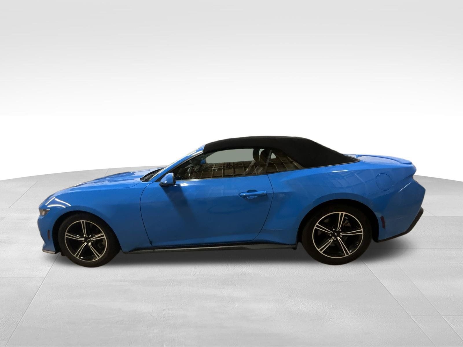 Used 2024 Ford Mustang Premium RWD image 8