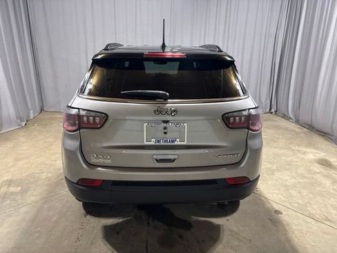 Used 2022 Jeep Compass Limited AWD/4WD image 29