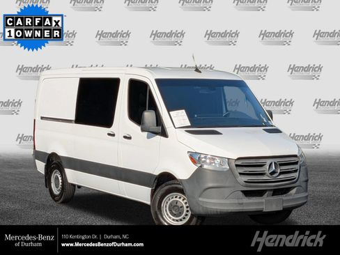 Used 2022 Mercedes-Benz Sprinter 2500 image 1