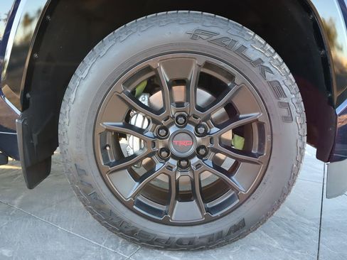 Used 2025 Toyota Sequoia Platinum image 32