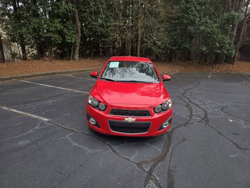 Used 2015 Chevrolet Sonic LT w/ Wheels and Fog Lamp Package image 2