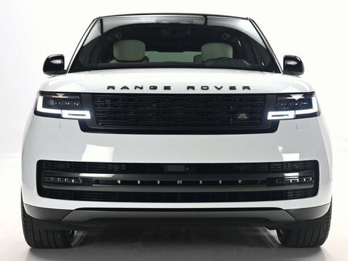 Used 2025 Land Rover Range Rover Long Wheelbase Autobiography image 43