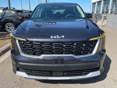 New 2026 Kia Sorento LX image 2