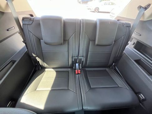 Certified 2021 Volkswagen Atlas SEL AWD/4WD image 27