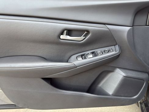 Used 2025 Nissan Sentra SV w/ All-Weather Package image 12