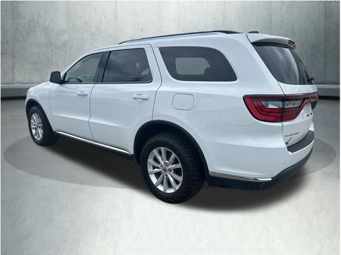 Used 2020 Dodge Durango SXT AWD/4WD image 2