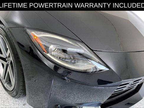 Used 2025 Nissan Z Sport w/ Floor Mat Package RWD image 39