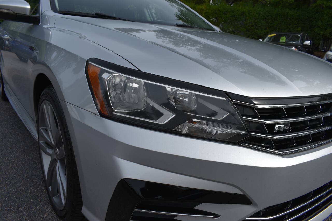Used 2017 Volkswagen Passat 1.8T R-Line FWD image 34
