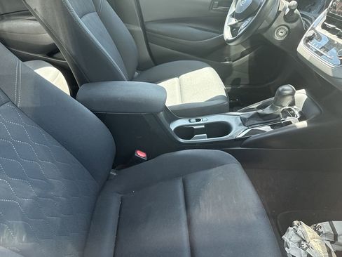 Used 2024 Toyota Corolla LE image 4