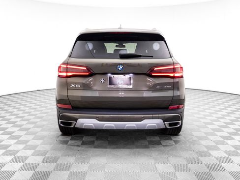 Certified 2023 BMW X5 xDrive45e w/ Executive Package image 4