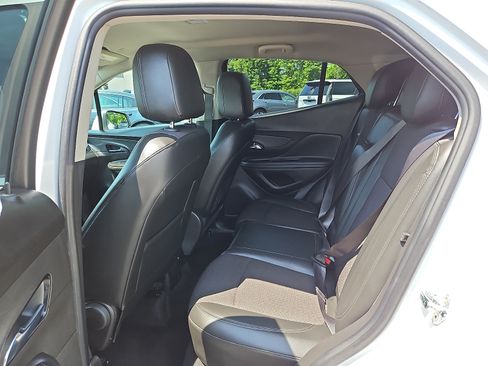 Used 2020 Buick Encore Preferred FWD image 10