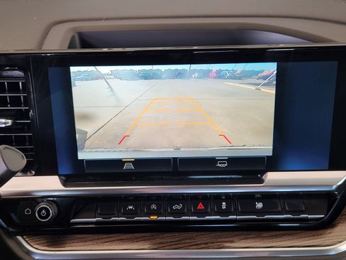 Certified 2025 Chevrolet Silverado 1500 LT image 19