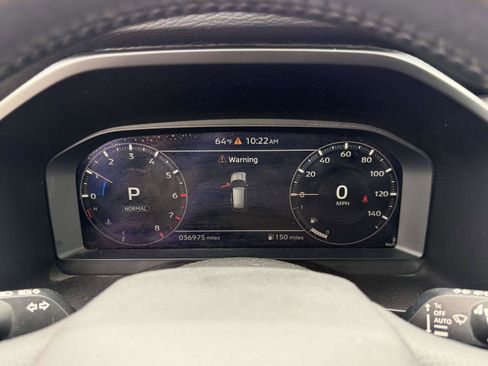 Used 2024 Mitsubishi Outlander FWD image 23