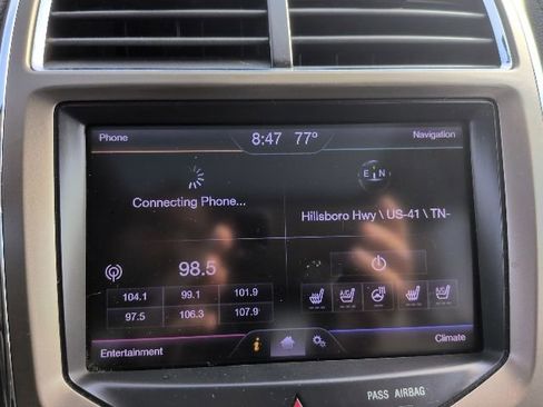 Used 2013 Lincoln MKX AWD image 14