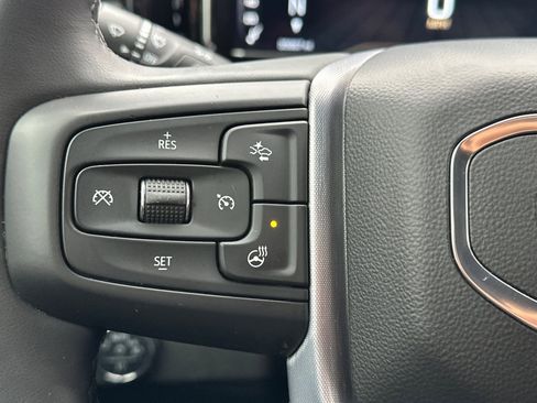 Used 2023 GMC Sierra 1500 Elevation image 30