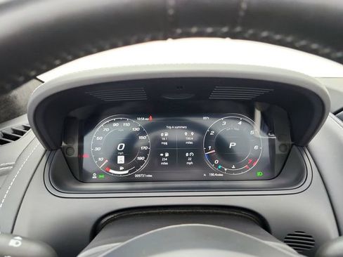 Certified 2024 Jaguar F-TYPE R AWD/4WD image 33