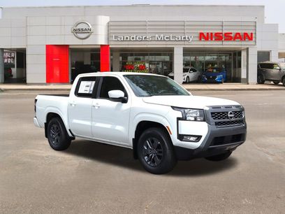 New 2025 Nissan Frontier SV w/ SV Convenience Package
