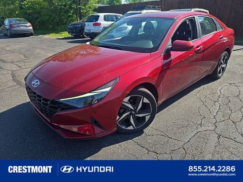 Used 2023 Hyundai Elantra SEL w/ Convenience Package FWD image 5