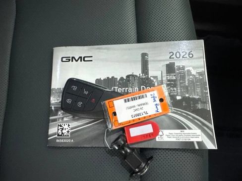 Used 2026 GMC Terrain AT4 AWD/4WD image 39