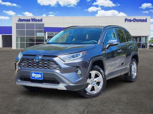 Used 2020 Toyota RAV4 Limited AWD/4WD image 1