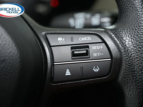 Used 2024 Honda HR-V LX image 32