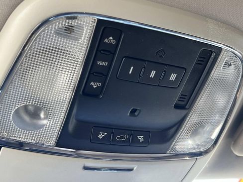 Used 2013 Dodge Durango Citadel w/ Technology Group AWD/4WD image 25