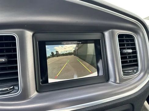 Used 2022 Dodge Charger SXT RWD image 27