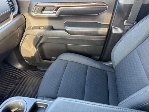 Certified 2024 GMC Sierra 1500 Elevation image 19