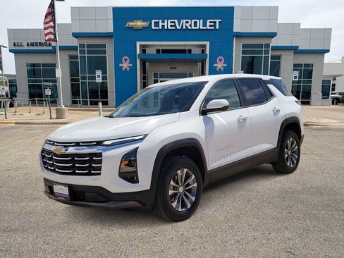 Used 2026 Chevrolet Equinox LT w/ Safety and Technology Package FWD image 1