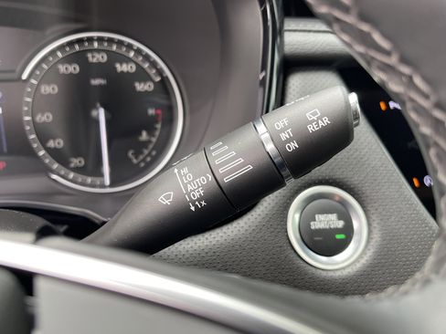 Certified 2025 Cadillac XT5 Premium Luxury image 22