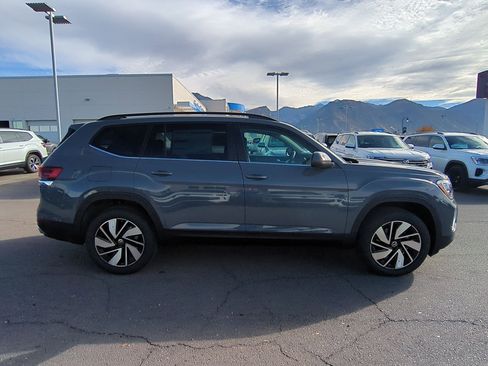 New 2026 Volkswagen Atlas SE AWD/4WD image 2