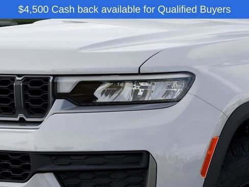 New 2026 Jeep Grand Cherokee Altitude AWD/4WD image 12