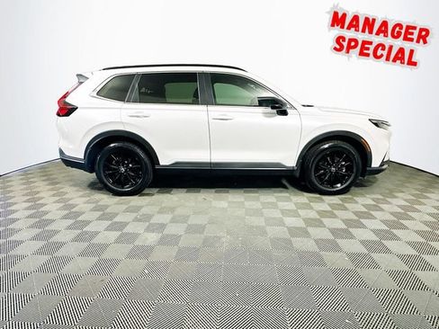 Used 2025 Honda CR-V Sport-L image 9