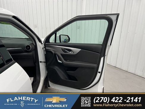 Used 2023 Chevrolet Blazer LT image 14