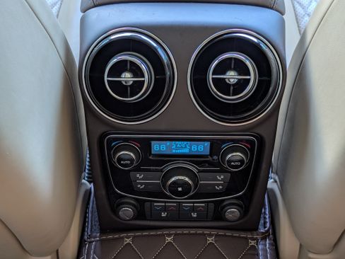 Used 2017 Jaguar XJ L Portfolio RWD image 35